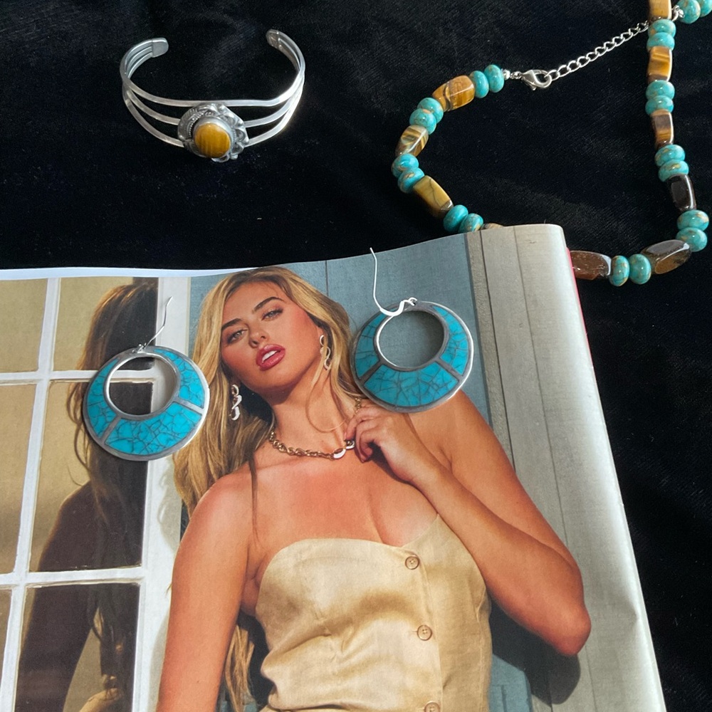 3 PIECES Turquoise & 🐅 Tiger Eye BUNDLE As Shown